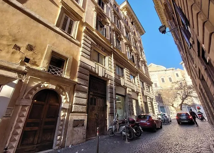 Navona Elegant Two Bedroom Rom